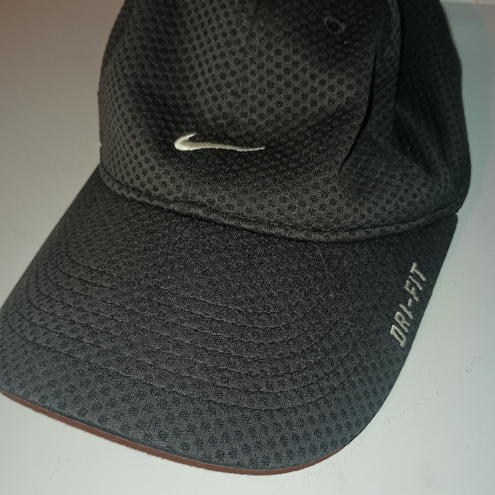 Up for sale is a Nike dri fit ball cap with Velcro closer
